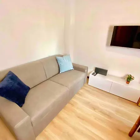 Appartement 15 Minuti Dal Duomo + 8 Posti Letto