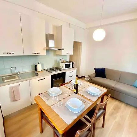 15 Minuti Dal Duomo + 8 Posti Letto Appartement